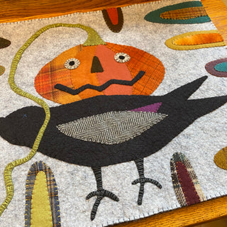 Pumpkin Crow Mat - Grey